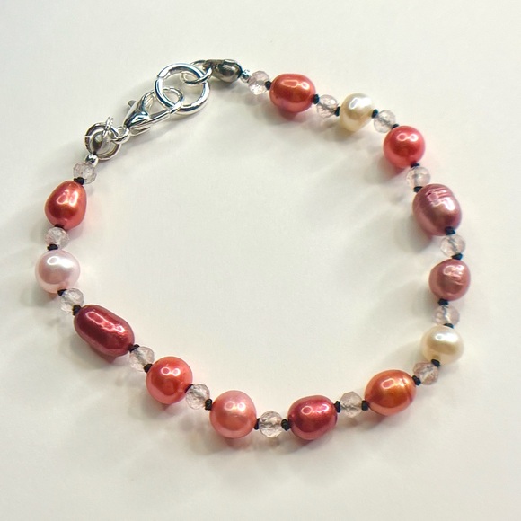 “Armand Divine” - The “I LOVE ME” Bracelet Collection! 💎✨ SEE DETAILS‼️⬇️ - Picture 6 of 12